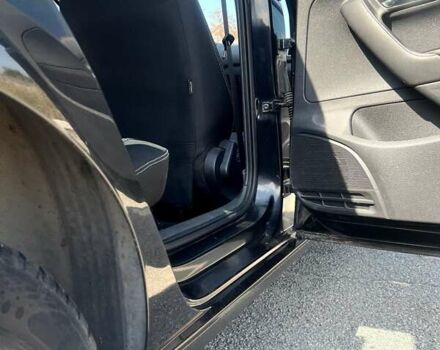 Черный Фольксваген Поло, объемом двигателя 1.6 л и пробегом 200 тыс. км за 7500 $, фото 24 на Automoto.ua