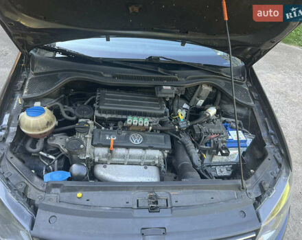 Черный Фольксваген Поло, объемом двигателя 1.6 л и пробегом 198 тыс. км за 6500 $, фото 19 на Automoto.ua