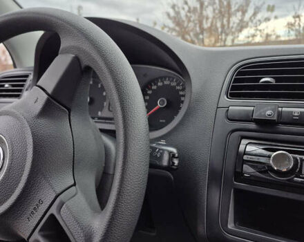 Черный Фольксваген Поло, объемом двигателя 1.6 л и пробегом 181 тыс. км за 6600 $, фото 10 на Automoto.ua