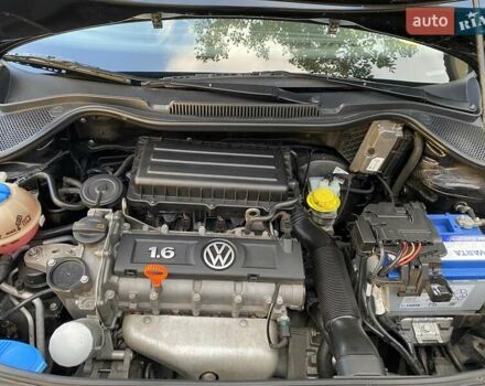 Черный Фольксваген Поло, объемом двигателя 1.6 л и пробегом 70 тыс. км за 8300 $, фото 16 на Automoto.ua