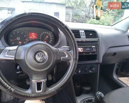 Черный Фольксваген Поло, объемом двигателя 1.6 л и пробегом 182 тыс. км за 6300 $, фото 7 на Automoto.ua