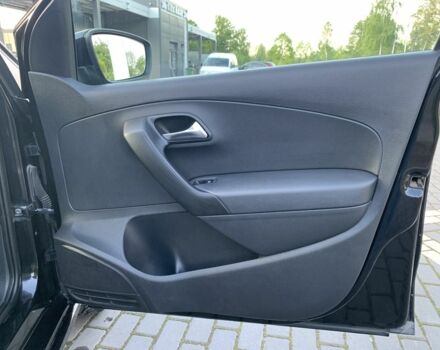 Черный Фольксваген Поло, объемом двигателя 1.6 л и пробегом 275 тыс. км за 6199 $, фото 16 на Automoto.ua