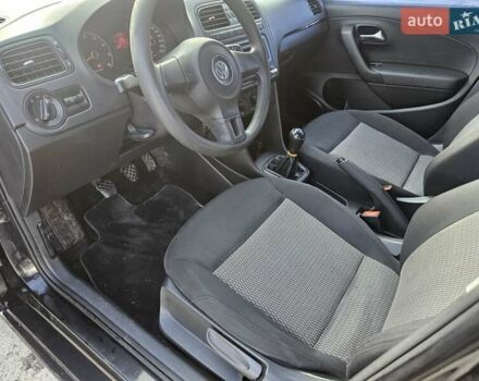Чорний Фольксваген Поло, об'ємом двигуна 1.6 л та пробігом 229 тис. км за 6150 $, фото 18 на Automoto.ua