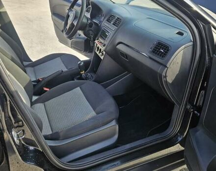 Чорний Фольксваген Поло, об'ємом двигуна 1.6 л та пробігом 229 тис. км за 6150 $, фото 14 на Automoto.ua