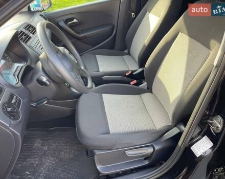 Чорний Фольксваген Поло, об'ємом двигуна 1.6 л та пробігом 184 тис. км за 6700 $, фото 46 на Automoto.ua