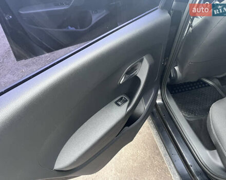 Черный Фольксваген Поло, объемом двигателя 1.6 л и пробегом 153 тыс. км за 6500 $, фото 8 на Automoto.ua