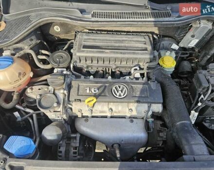 Чорний Фольксваген Поло, об'ємом двигуна 1.6 л та пробігом 229 тис. км за 6150 $, фото 16 на Automoto.ua