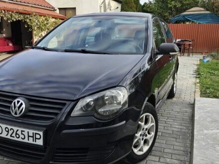 Фольксваген Поло 2005 у Ужгороді на Automoto.ua Чорний Фольксваген Поло, об'ємом двигуна 1.4 л та пробігом 240 тис. км за 3800 $, фото 1 на Automoto.ua