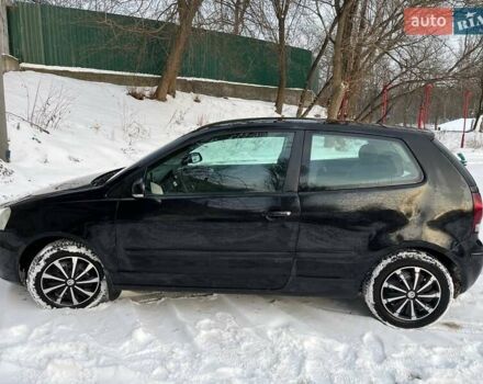 Черный Фольксваген Поло, объемом двигателя 1.39 л и пробегом 250 тыс. км за 3800 $, фото 1 на Automoto.ua
