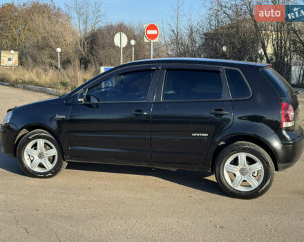 Черный Фольксваген Поло, объемом двигателя 1.6 л и пробегом 214 тыс. км за 6750 $, фото 1 на Automoto.ua