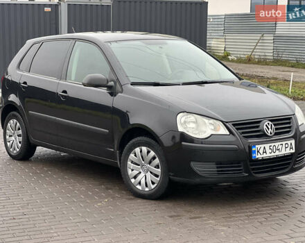 Черный Фольксваген Поло, объемом двигателя 1.39 л и пробегом 136 тыс. км за 5900 $, фото 1 на Automoto.ua