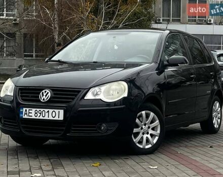 Черный Фольксваген Поло, объемом двигателя 1.4 л и пробегом 214 тыс. км за 5200 $, фото 1 на Automoto.ua