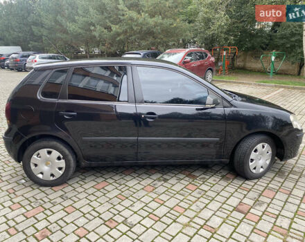 Черный Фольксваген Поло, объемом двигателя 1.39 л и пробегом 145 тыс. км за 3800 $, фото 1 на Automoto.ua