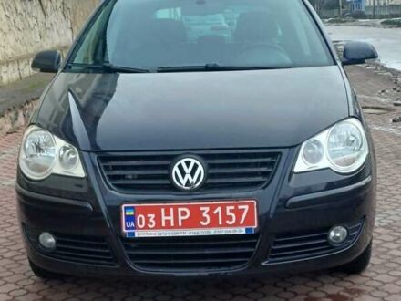 Черный Фольксваген Поло, объемом двигателя 1.4 л и пробегом 180 тыс. км за 5450 $, фото 1 на Automoto.ua