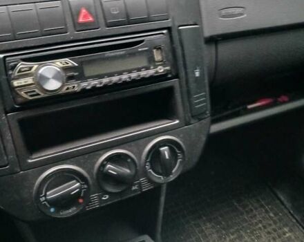 Чорний Фольксваген Поло, об'ємом двигуна 1.4 л та пробігом 180 тис. км за 4400 $, фото 1 на Automoto.ua