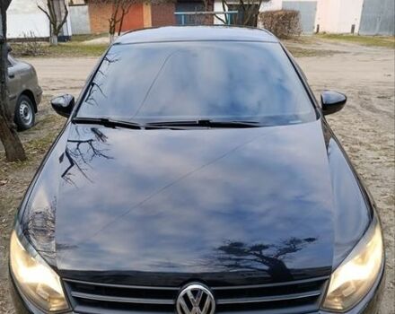Черный Фольксваген Поло, объемом двигателя 1.2 л и пробегом 143 тыс. км за 5800 $, фото 1 на Automoto.ua