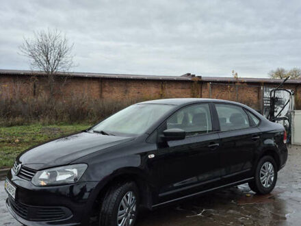 Черный Фольксваген Поло, объемом двигателя 1.6 л и пробегом 181 тыс. км за 6600 $, фото 1 на Automoto.ua