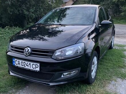 Фольксваген Поло 2013 у Черкасах на Automoto.ua Чорний Фольксваген Поло, об'ємом двигуна 1.2 л та пробігом 129 тис. км за 7500 $, фото 1 на Automoto.ua