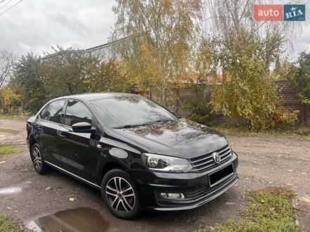 Фольксваген Поло 2016 в Желтых Водах на Automoto.ua Черный Фольксваген Поло, объемом двигателя 1.6 л и пробегом 77 тыс. км за 9800 $, фото 1 на Automoto.ua