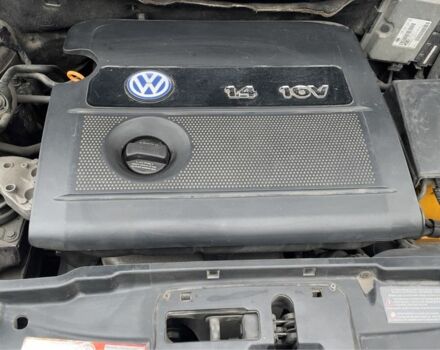 Фіолетовий Фольксваген Поло, об'ємом двигуна 1.4 л та пробігом 277 тис. км за 3300 $, фото 5 на Automoto.ua