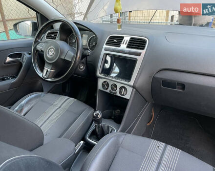 Коричневий Фольксваген Поло, об'ємом двигуна 1.2 л та пробігом 205 тис. км за 6200 $, фото 5 на Automoto.ua