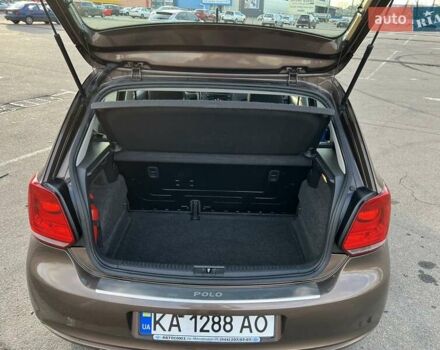 Коричневый Фольксваген Поло, объемом двигателя 1.39 л и пробегом 122 тыс. км за 9500 $, фото 7 на Automoto.ua
