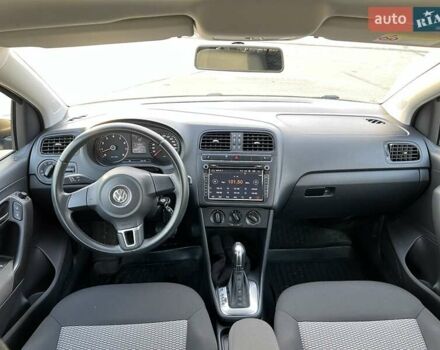 Коричневый Фольксваген Поло, объемом двигателя 1.39 л и пробегом 122 тыс. км за 9500 $, фото 13 на Automoto.ua