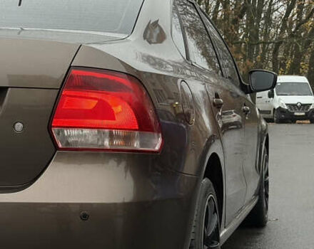 Коричневий Фольксваген Поло, об'ємом двигуна 1.6 л та пробігом 165 тис. км за 8000 $, фото 2 на Automoto.ua