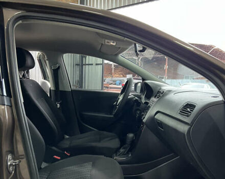 Коричневый Фольксваген Поло, объемом двигателя 1.57 л и пробегом 247 тыс. км за 8600 $, фото 18 на Automoto.ua