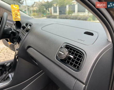 Коричневый Фольксваген Поло, объемом двигателя 1.6 л и пробегом 104 тыс. км за 10700 $, фото 18 на Automoto.ua