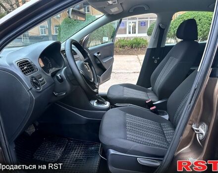 Коричневый Фольксваген Поло, объемом двигателя 1.4 л и пробегом 71 тыс. км за 10800 $, фото 5 на Automoto.ua