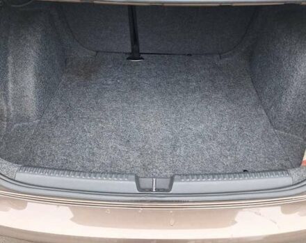 Коричневий Фольксваген Поло, об'ємом двигуна 1.39 л та пробігом 68 тис. км за 10000 $, фото 5 на Automoto.ua