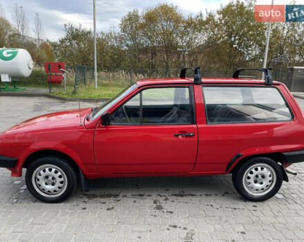 Красный Фольксваген Поло, объемом двигателя 1.1 л и пробегом 718 тыс. км за 1700 $, фото 1 на Automoto.ua