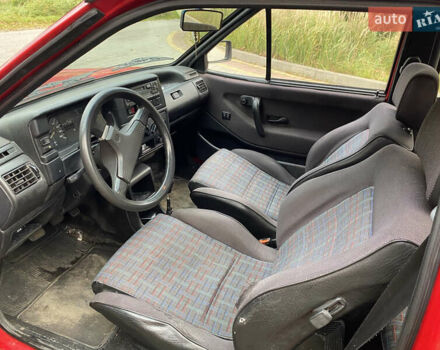 Красный Фольксваген Поло, объемом двигателя 1.1 л и пробегом 718 тыс. км за 1700 $, фото 35 на Automoto.ua