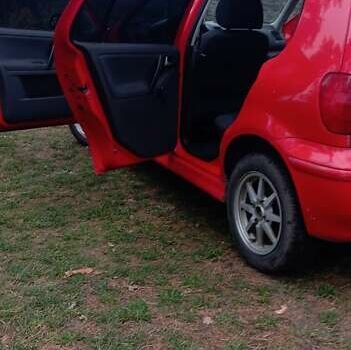 Красный Фольксваген Поло, объемом двигателя 1.4 л и пробегом 277 тыс. км за 3800 $, фото 18 на Automoto.ua