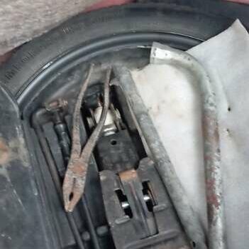 Красный Фольксваген Поло, объемом двигателя 1.4 л и пробегом 277 тыс. км за 3800 $, фото 24 на Automoto.ua