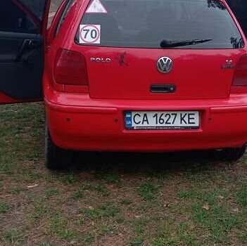 Красный Фольксваген Поло, объемом двигателя 1.4 л и пробегом 277 тыс. км за 3800 $, фото 1 на Automoto.ua