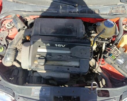 Фольксваген Поло 2001 у Краматорске на Automoto.ua Червоний Фольксваген Поло, об'ємом двигуна 1.4 л та пробігом 285 тис. км за 3000 $, фото 9 на Automoto.ua