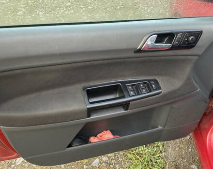 Красный Фольксваген Поло, объемом двигателя 1.4 л и пробегом 232 тыс. км за 3650 $, фото 7 на Automoto.ua