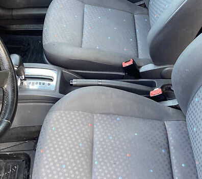 Красный Фольксваген Поло, объемом двигателя 1.4 л и пробегом 232 тыс. км за 3650 $, фото 9 на Automoto.ua