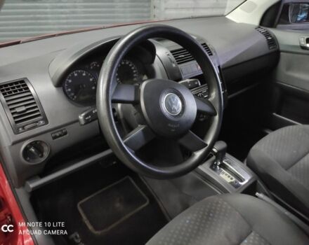 Красный Фольксваген Поло, объемом двигателя 1.4 л и пробегом 213 тыс. км за 3900 $, фото 7 на Automoto.ua