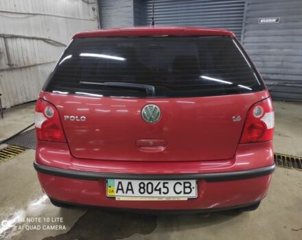 Красный Фольксваген Поло, объемом двигателя 1.4 л и пробегом 213 тыс. км за 3900 $, фото 5 на Automoto.ua