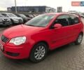 Красный Фольксваген Поло, объемом двигателя 1.2 л и пробегом 190 тыс. км за 2590 $, фото 1 на Automoto.ua