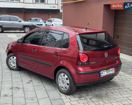 Красный Фольксваген Поло, объемом двигателя 1.4 л и пробегом 235 тыс. км за 5500 $, фото 12 на Automoto.ua
