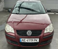 Красный Фольксваген Поло, объемом двигателя 1.4 л и пробегом 221 тыс. км за 4200 $, фото 3 на Automoto.ua