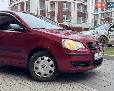 Красный Фольксваген Поло, объемом двигателя 1.4 л и пробегом 235 тыс. км за 5500 $, фото 13 на Automoto.ua