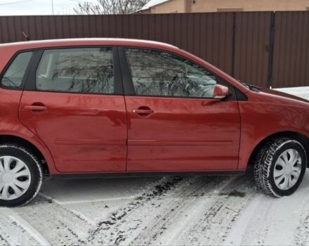 Красный Фольксваген Поло, объемом двигателя 1.4 л и пробегом 225 тыс. км за 4100 $, фото 2 на Automoto.ua