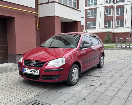 Красный Фольксваген Поло, объемом двигателя 1.4 л и пробегом 235 тыс. км за 5500 $, фото 4 на Automoto.ua