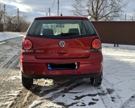 Красный Фольксваген Поло, объемом двигателя 1.4 л и пробегом 225 тыс. км за 4100 $, фото 1 на Automoto.ua