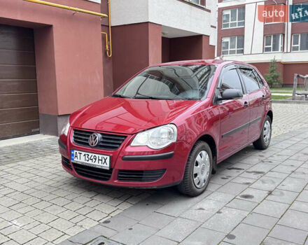 Красный Фольксваген Поло, объемом двигателя 1.4 л и пробегом 235 тыс. км за 5500 $, фото 3 на Automoto.ua